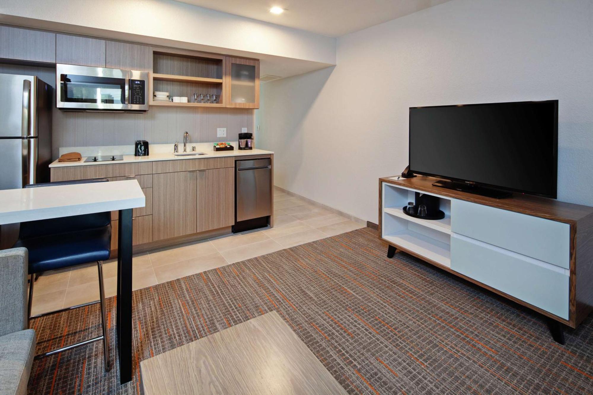 Homewood Suites By Hilton San Diego Central Екстериор снимка