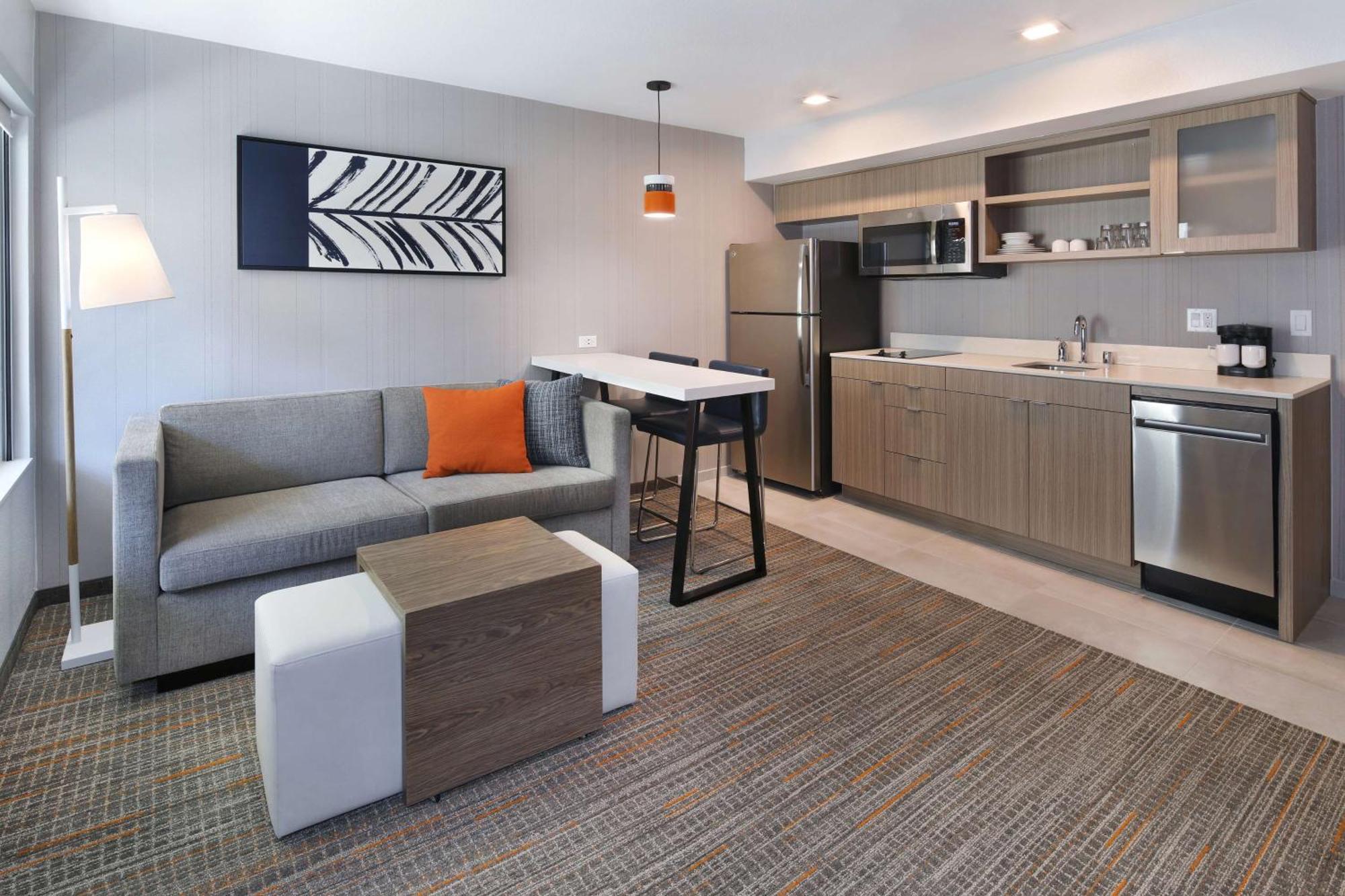 Homewood Suites By Hilton San Diego Central Екстериор снимка
