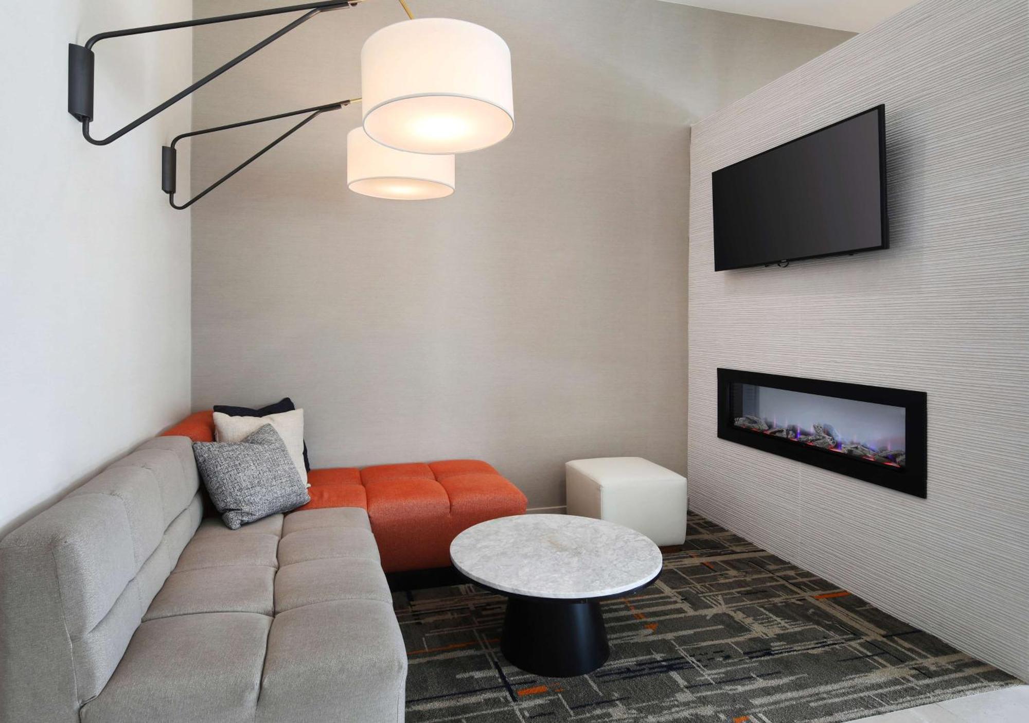 Homewood Suites By Hilton San Diego Central Екстериор снимка