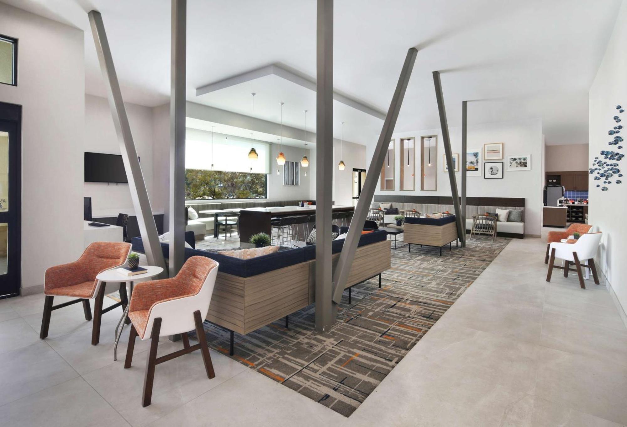Homewood Suites By Hilton San Diego Central Екстериор снимка