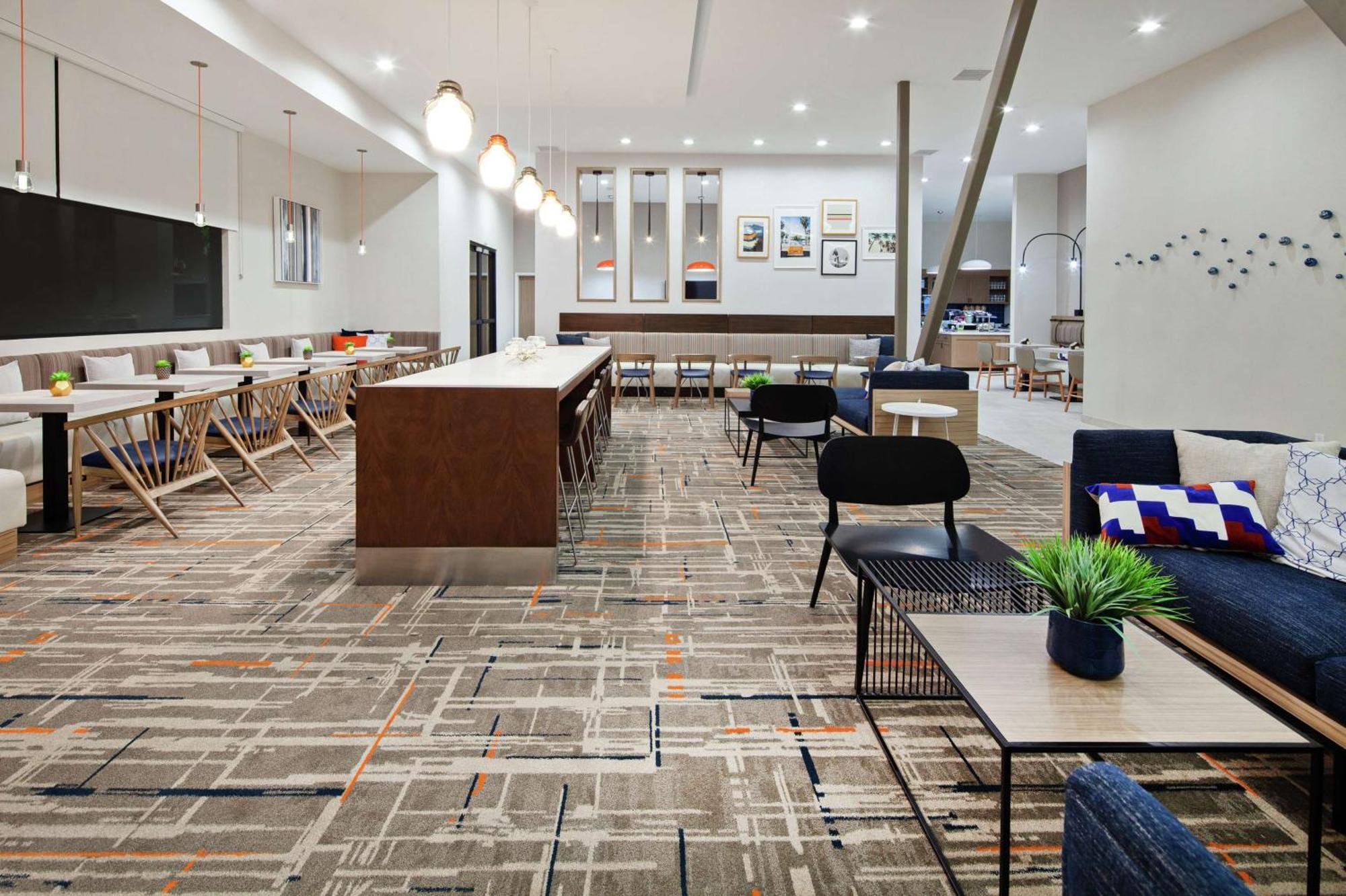 Homewood Suites By Hilton San Diego Central Екстериор снимка