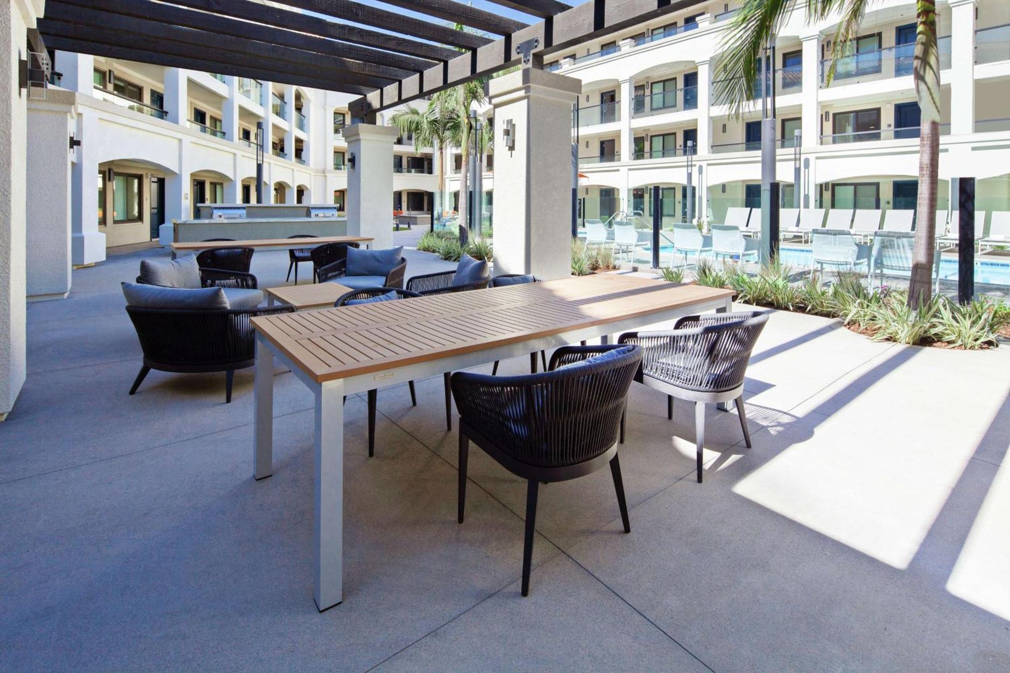 Homewood Suites By Hilton San Diego Central Екстериор снимка