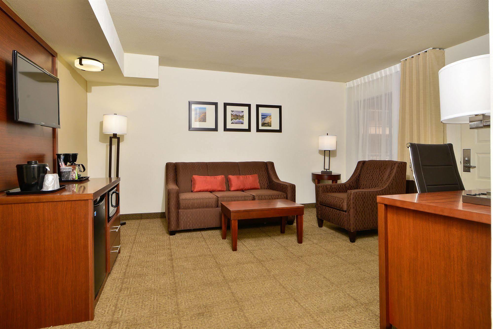 Homewood Suites By Hilton San Diego Central Екстериор снимка