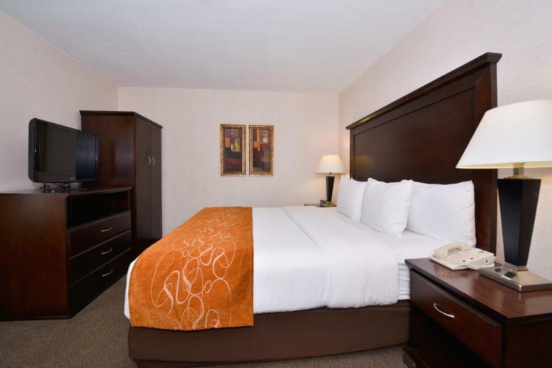 Homewood Suites By Hilton San Diego Central Екстериор снимка